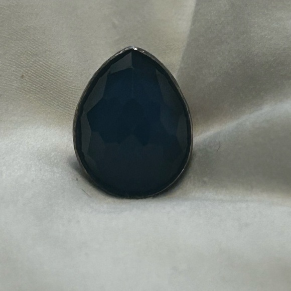 Ippolita Rock Candy Ring with Blue Topaz Gem and Hammered Silver body - Picture 6 of 11